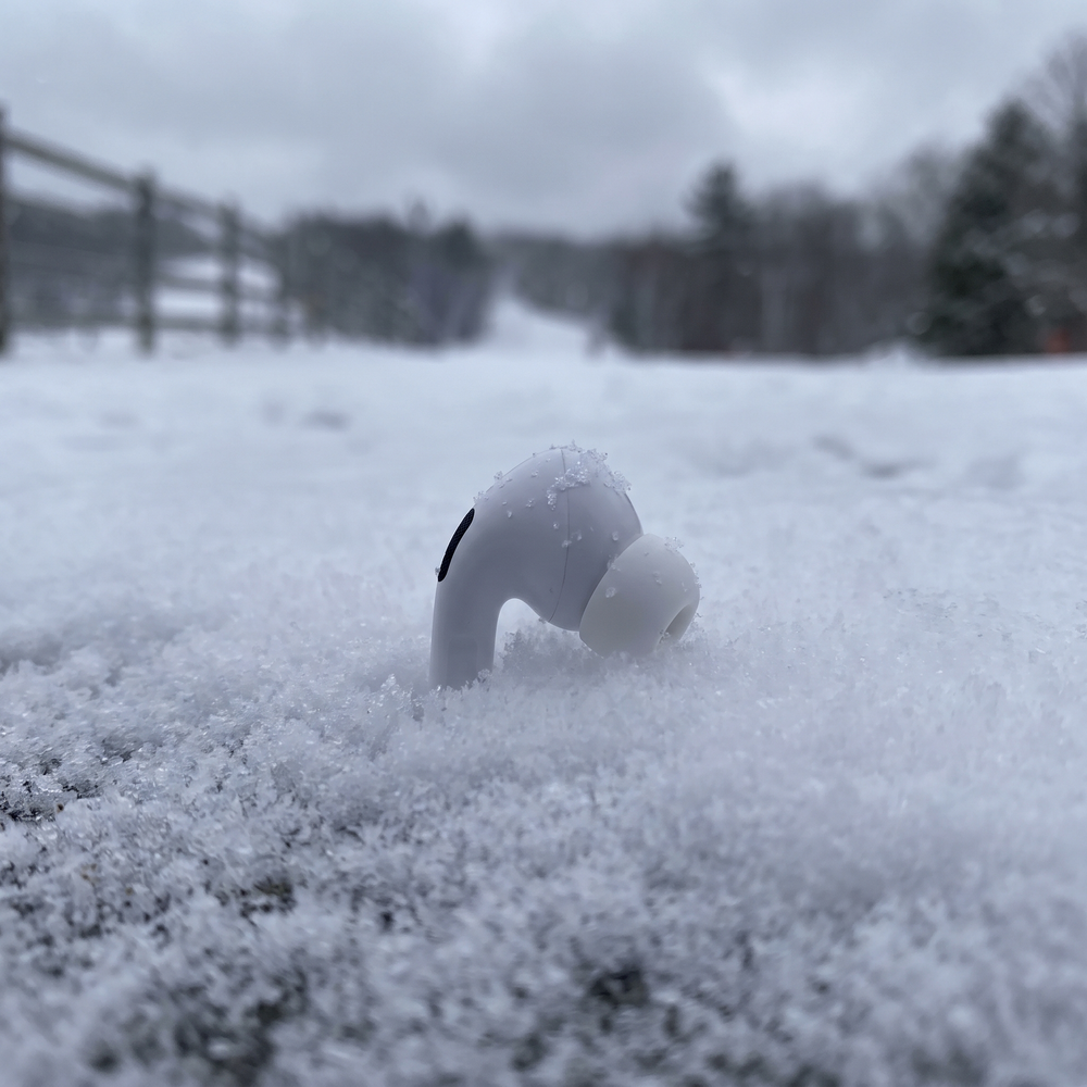 Fore - forlorad tradlos earbud i snon